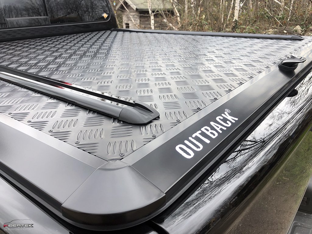 MERCEDES BENZ X-KLASSE OUTBACK - SCHWARZ