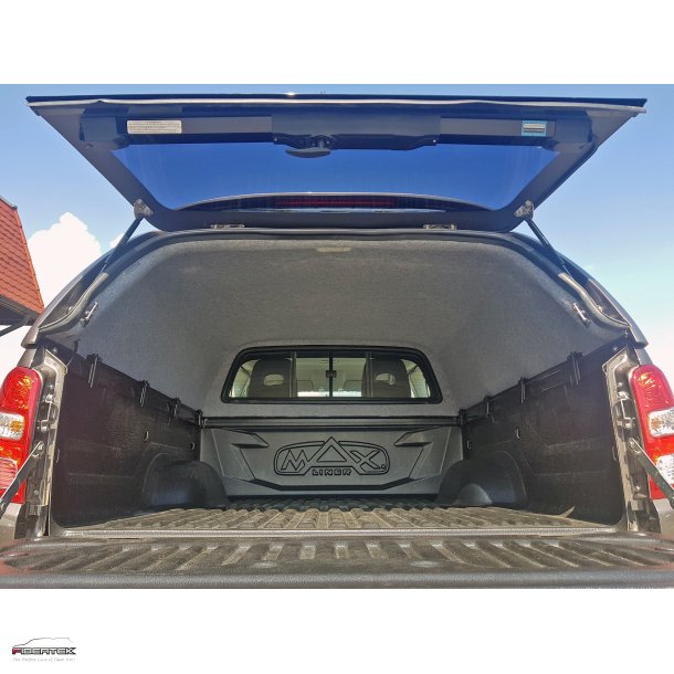 MITSUBISHI L200 MEGA CLUB-CAB HARDTOP COMMERCIAL