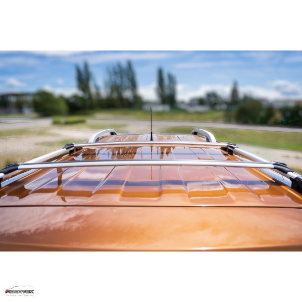 NISSAN NAVARA NP300 D-CAB HARDTOP TYPE E+