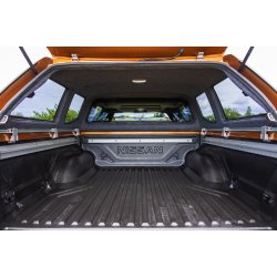 NISSAN NAVARA NP300 D-CAB HARDTOP TYPE E+