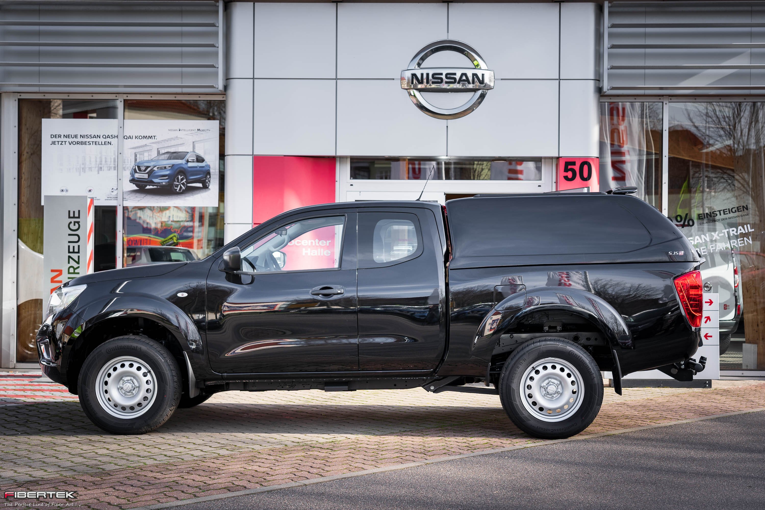 NISSAN NAVARA NP300 KING-CAB HARDTOP COMMERCIAL