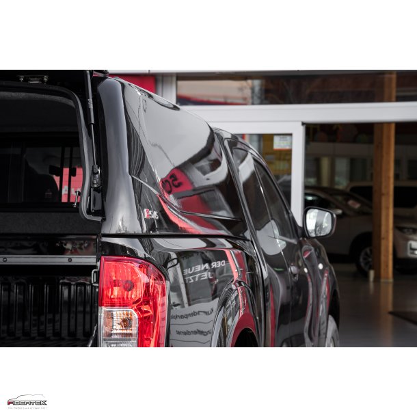 NISSAN NAVARA NP300 KING-CAB HARDTOP COMMERCIAL