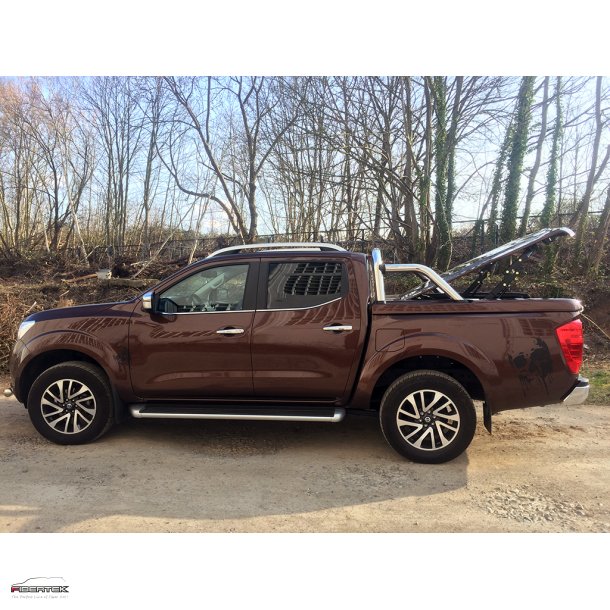 NISSAN NAVARA NP300 D-CAB TOPUP COVER  MIT STYLING BAR