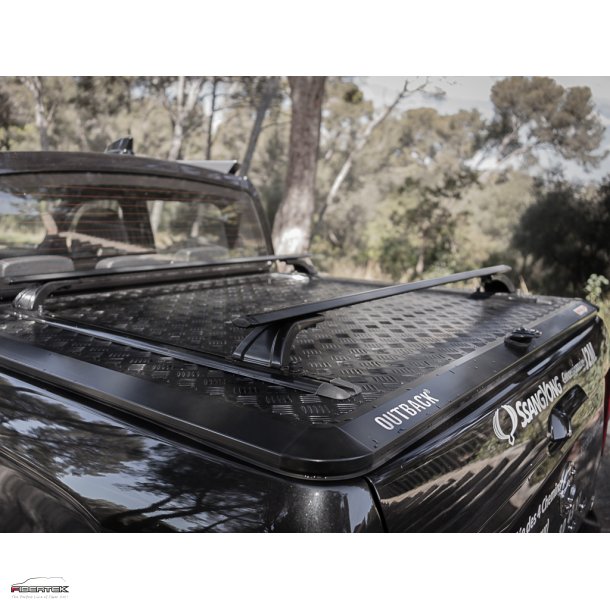 SSANGYONG MUSSO OUTBACK - SCHWARZ