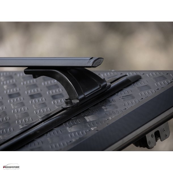 MERCEDES BENZ X-KLASSE OUTBACK - SCHWARZ