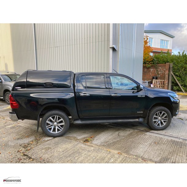 TOYOTA HILUX REVO DOUBLE-CAB HARDTOP FLEETRUNNER
