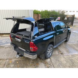 TOYOTA HILUX REVO DOUBLE-CAB HARDTOP FLEETRUNNER