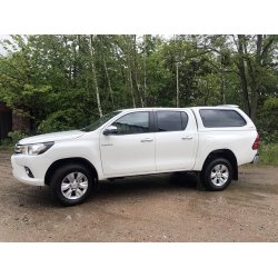 TOYOTA HILUX REVO DOUBLE-CAB HARDTOP VERSION 1