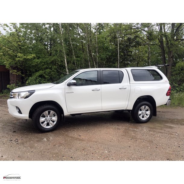 TOYOTA HILUX REVO DOUBLE-CAB HARDTOP VERSION 1