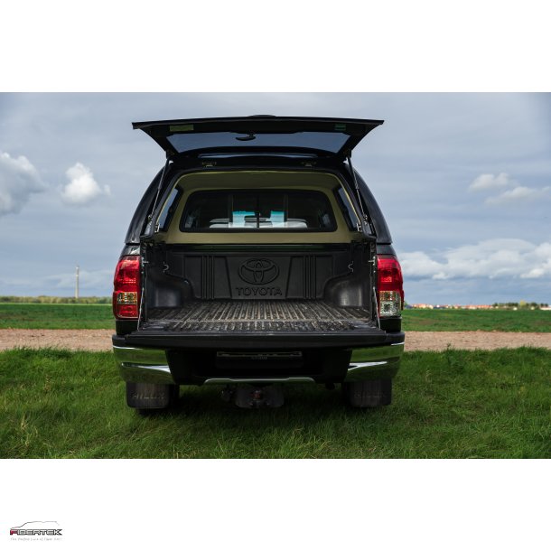 TOYOTA HILUX REVO EXTRA-CAB HARDTOP VERSION 1