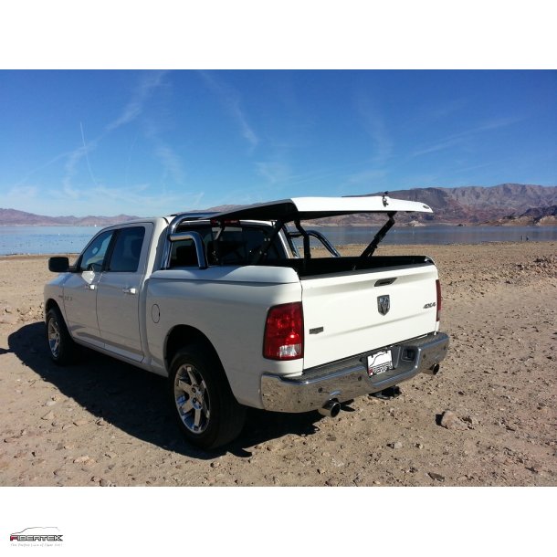 DODGE RAM 1500 QUAD-CAB TOPUP COVER  MIT STYLING BAR