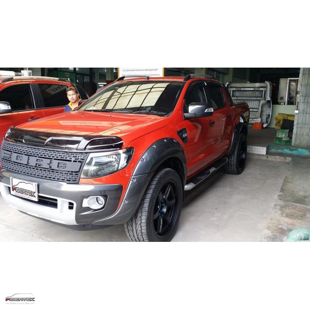 FORD RANGER KOTFLGELVERBREITERUNG 9INCH - MIT SCHRAUBIMITATE AB 2016 bis vor dem FACELIFT 2019