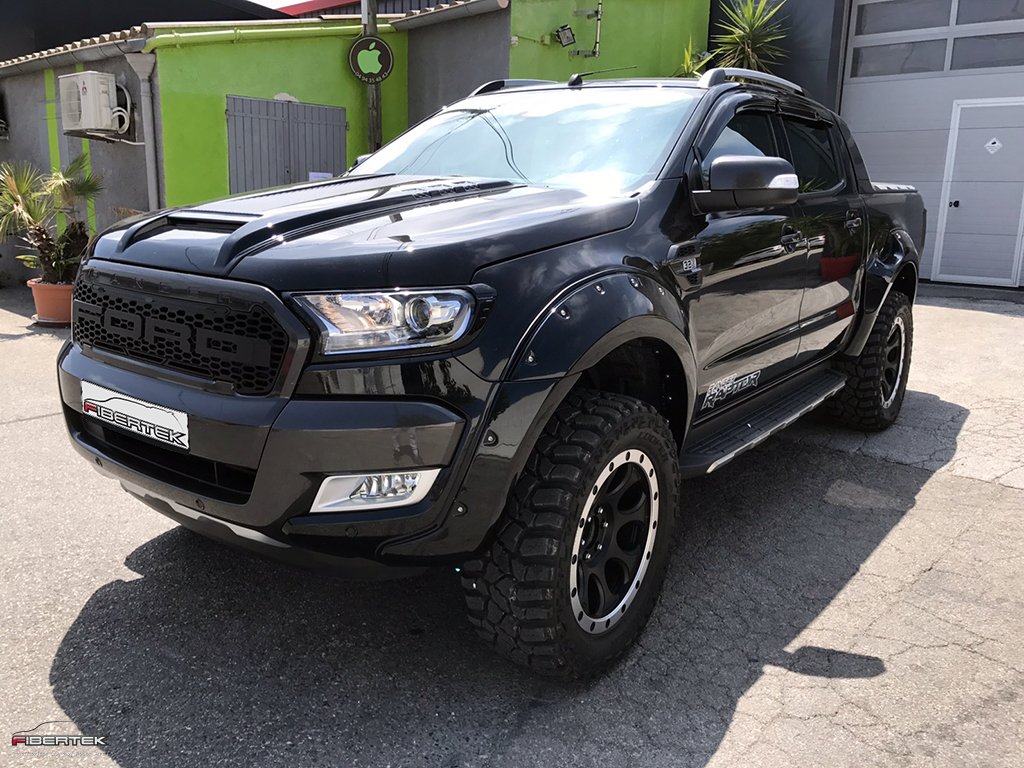 FORD RANGER KOTFLGELVERBREITERUNG 9INCH - MIT SCHRAUBIMITATE AB 2016 bis vor dem FACELIFT 2019