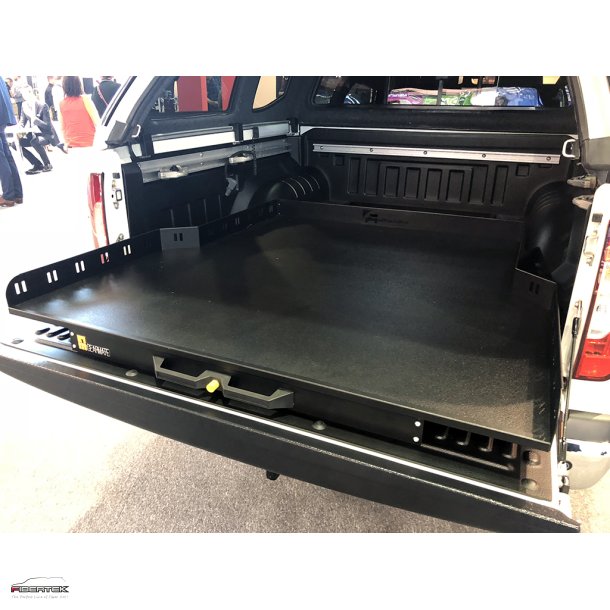 MERCEDES X-KLASSE AUSZIEHBARER LADEBODEN - WORKMAN 800