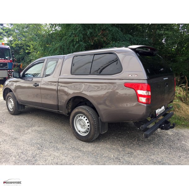 MITSUBISHI L200 MEGA CLUB-CAB HARDTOP VERSION 1