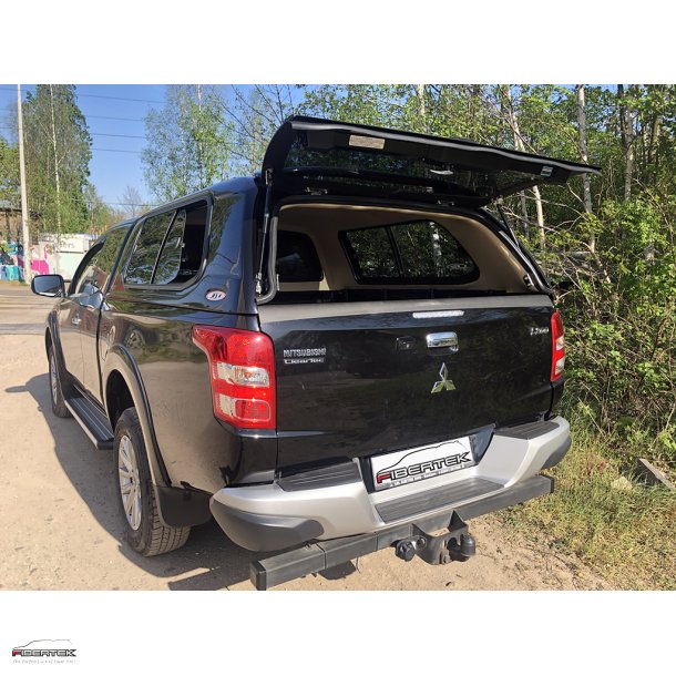 MITSUBISHI L200 MEGA CLUB-CAB HARDTOP VERSION 1