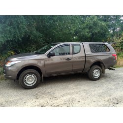 MITSUBISHI L200 MEGA CLUB-CAB HARDTOP VERSION 1