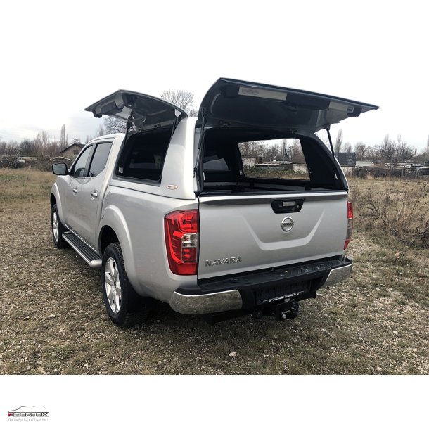 NISSAN NAVARA NP300 D-CAB HARDTOP FLEETRUNNER