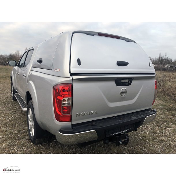 NISSAN NAVARA NP300 D-CAB HARDTOP FLEETRUNNER