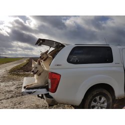 NISSAN NAVARA NP300 KING-CAB HARDTOP VERSION 2