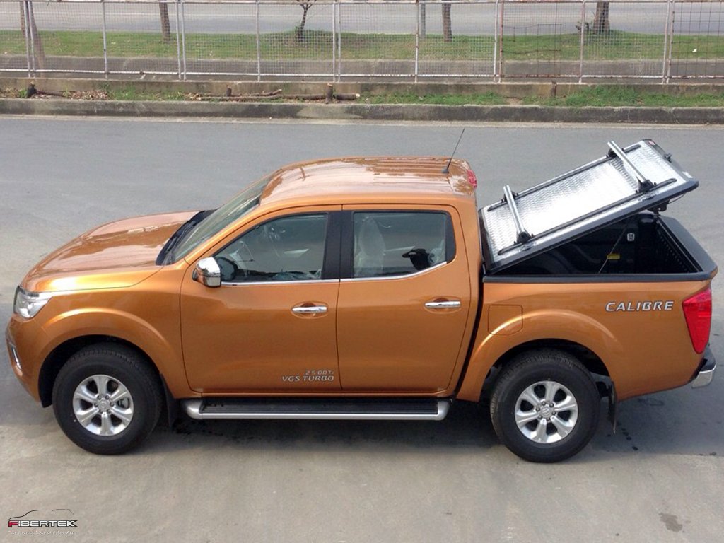 NISSAN NAVARA NP300 D-CAB OUTBACK