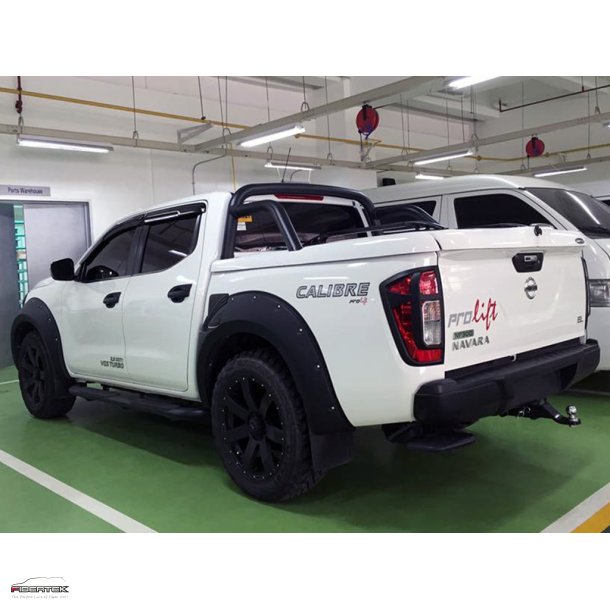 NISSAN NAVARA NP300 KOTFLGELVERBREITERUNG 6INCH