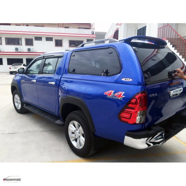 TOYOTA HILUX REVO DOUBLE-CAB HARDTOP VERSION 2