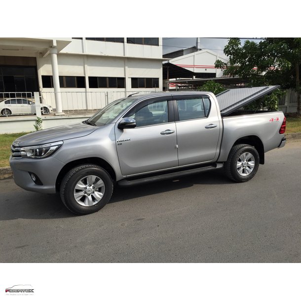 TOYOTA HILUX REVO D-CAB OUTBACK - SCHWARZ
